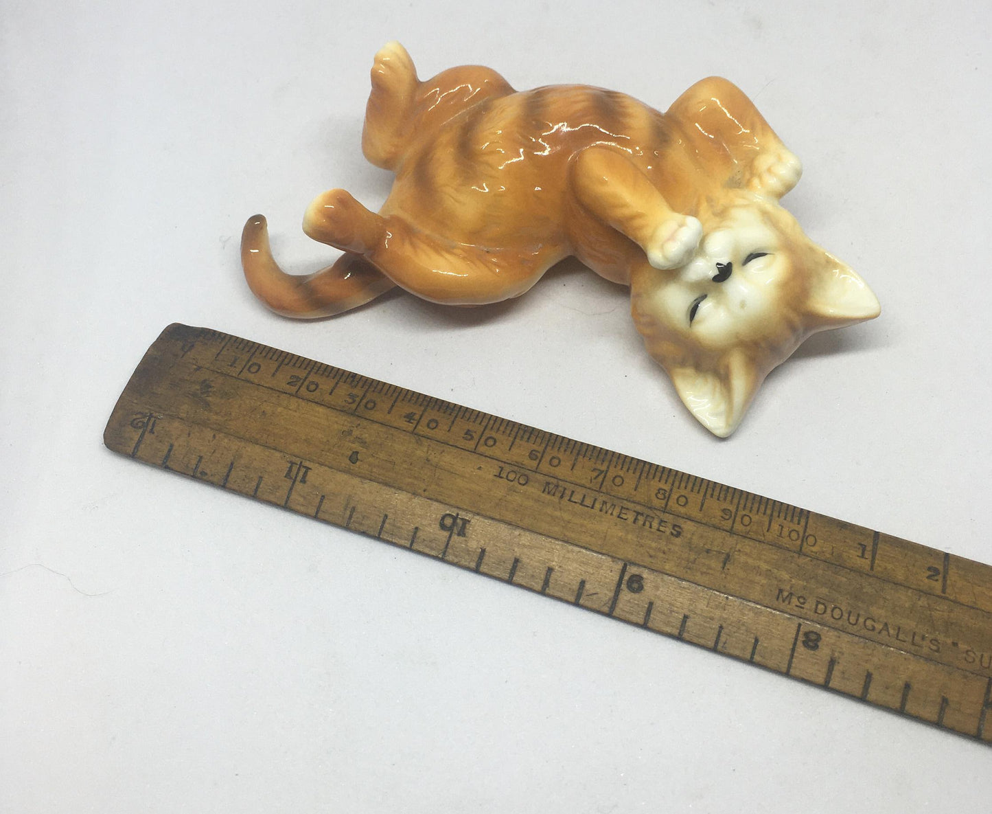 Bone china Cat figurine Cute Cats of Character 1980's Danbury Mint 'Cat Nap'.