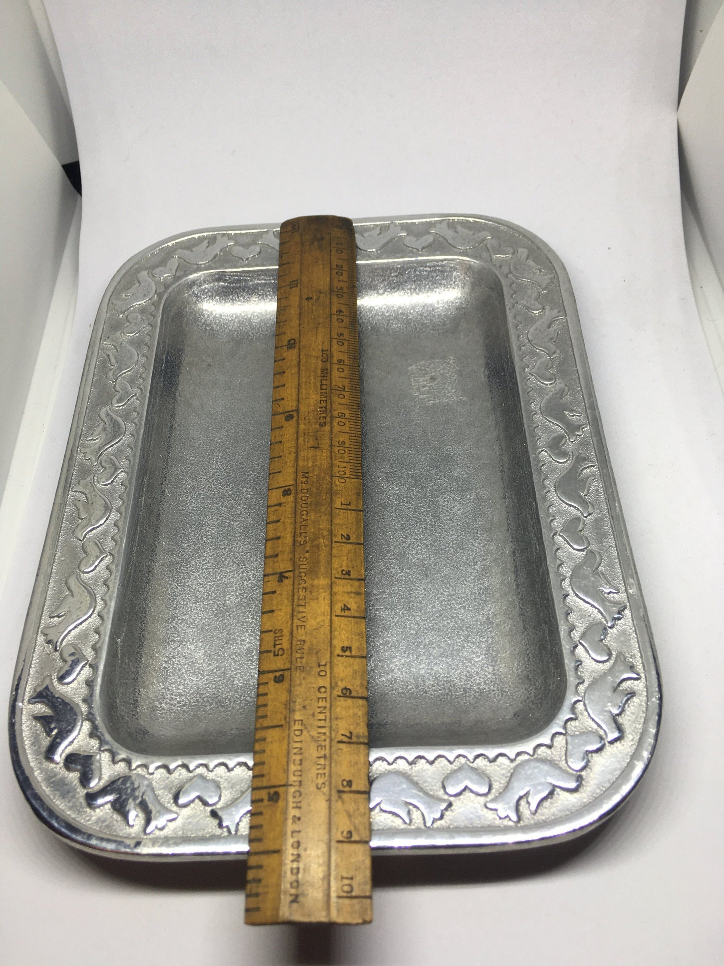 Wilton Armetale  Doves and Hearts design small rectangular tray baker.