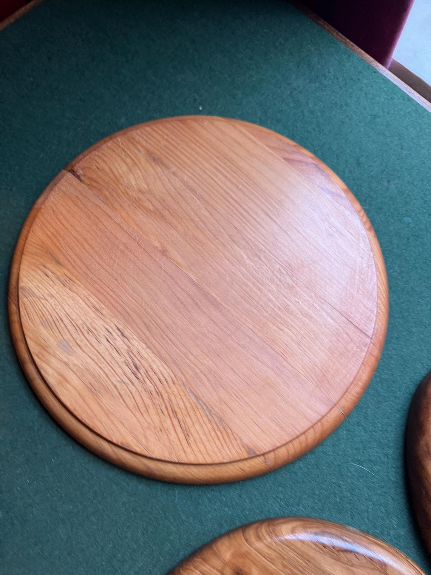 MCM wooden serving tray with 3 Yin Yang bowls. Monkey pod wooden trinket trays. Festive serving ware.