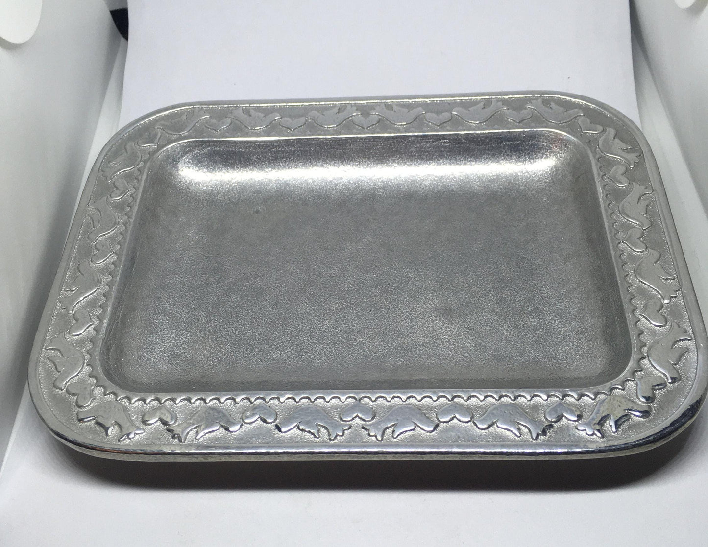 Wilton Armetale  Doves and Hearts design small rectangular tray baker.