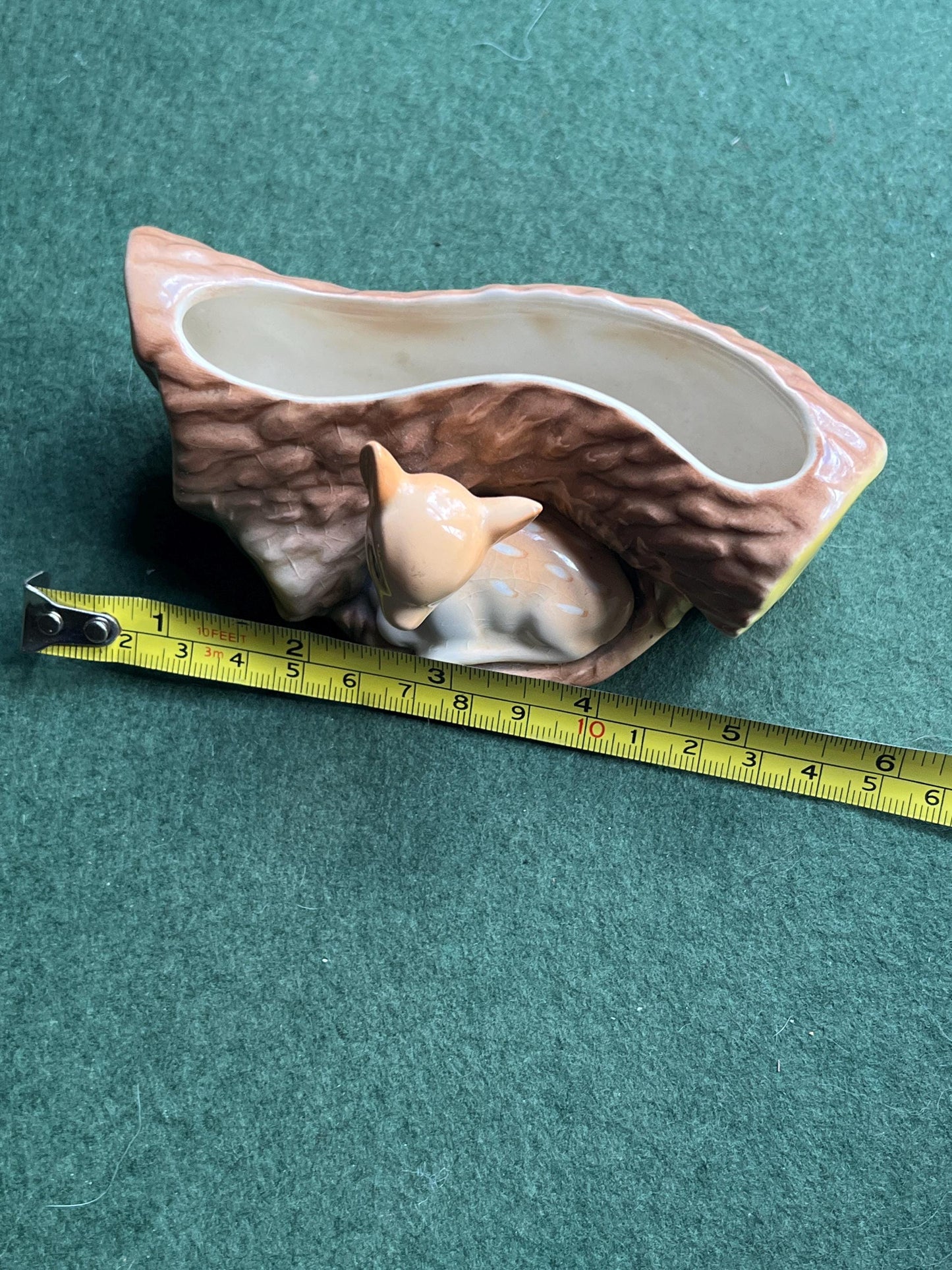 Ceramic planter. Baby deer by a log. Stamped Hornsea Fauna Royal.