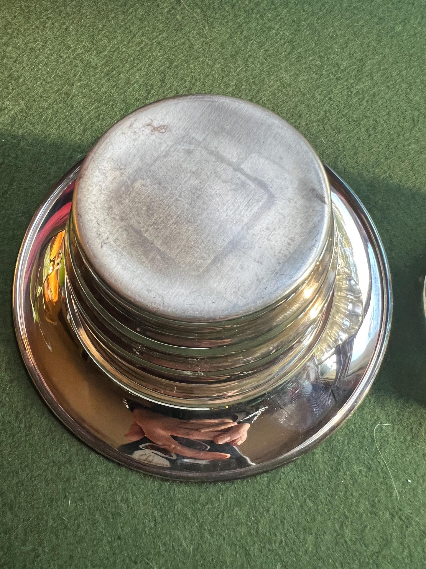Vintage posy rose bowl. Silver plate round bowl with clear class flower frog.