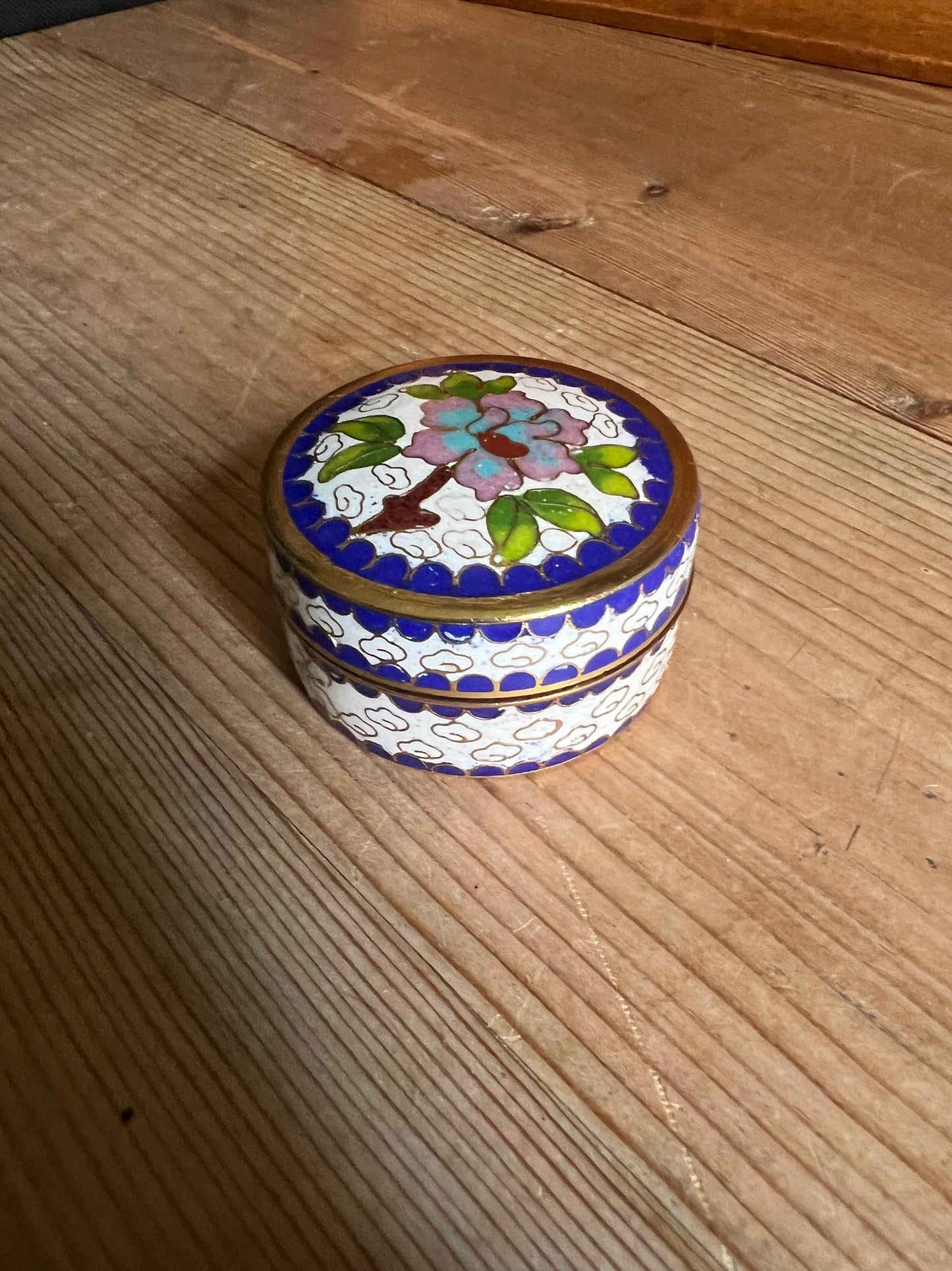 Cloisonne trinket box Lidded floral enamel brass pill box.