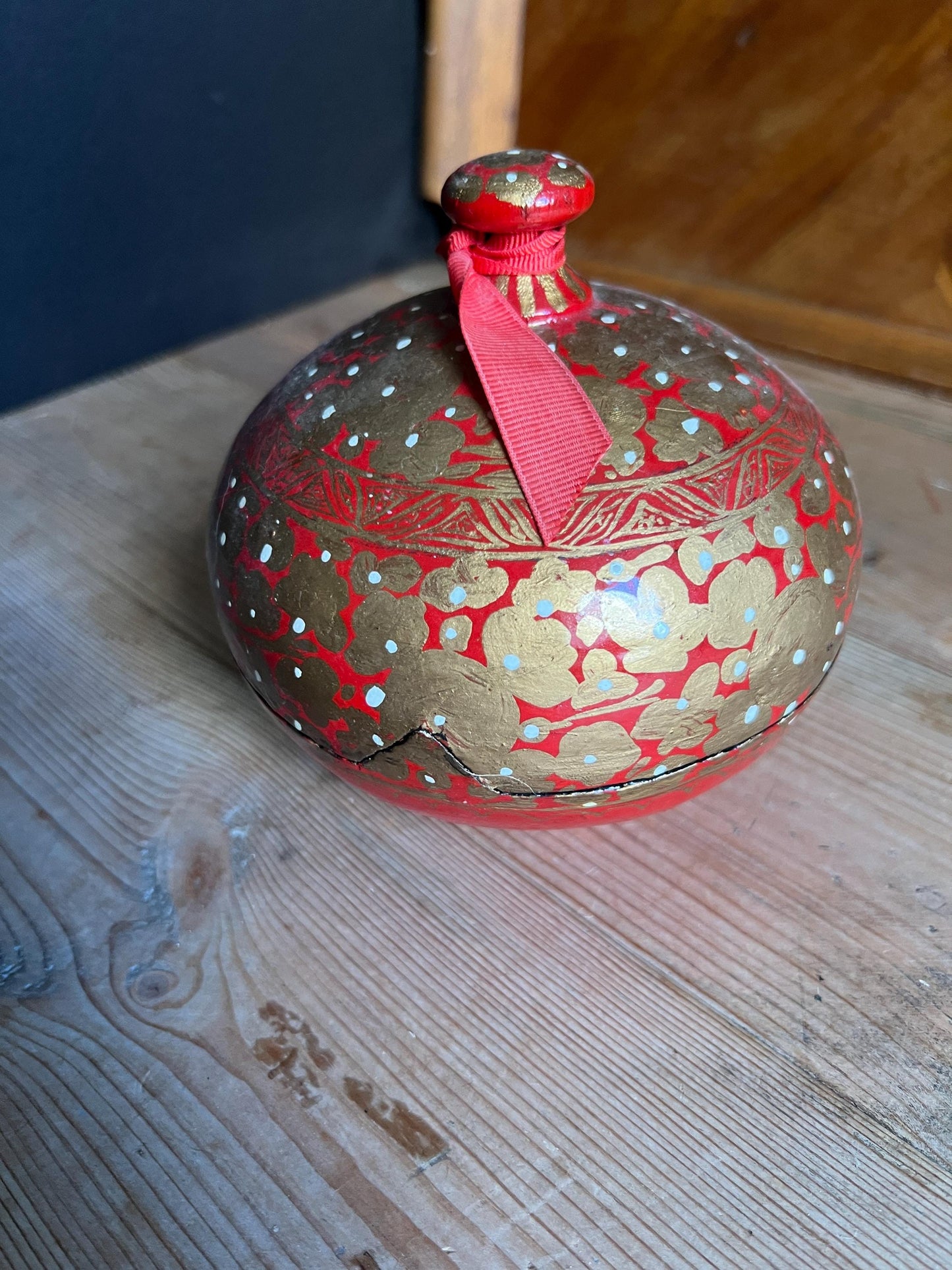 Vintage round Kashmiri Trinket Box.