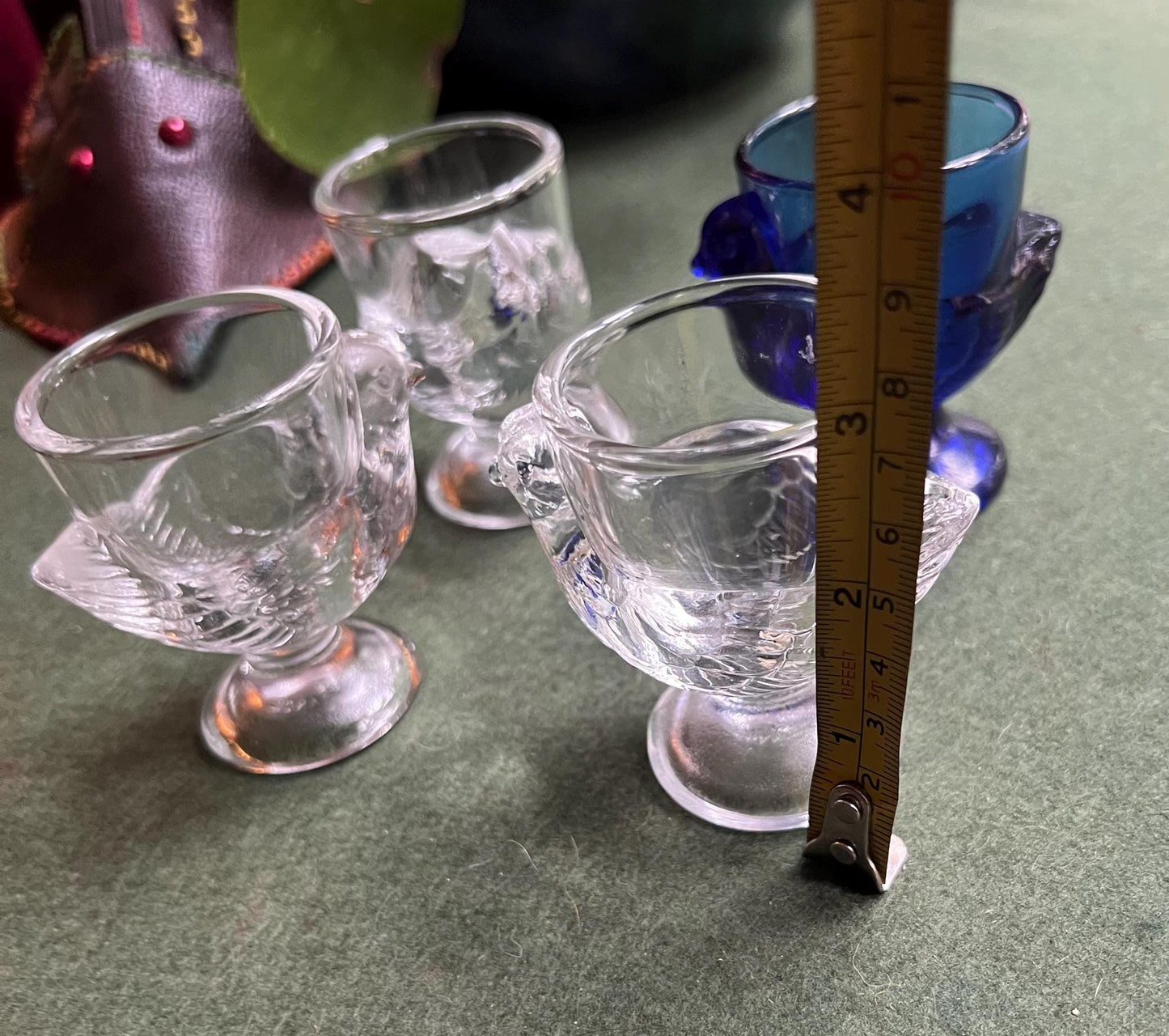 Set 4 vintage glass egg cups Retro Chicken egg cups.