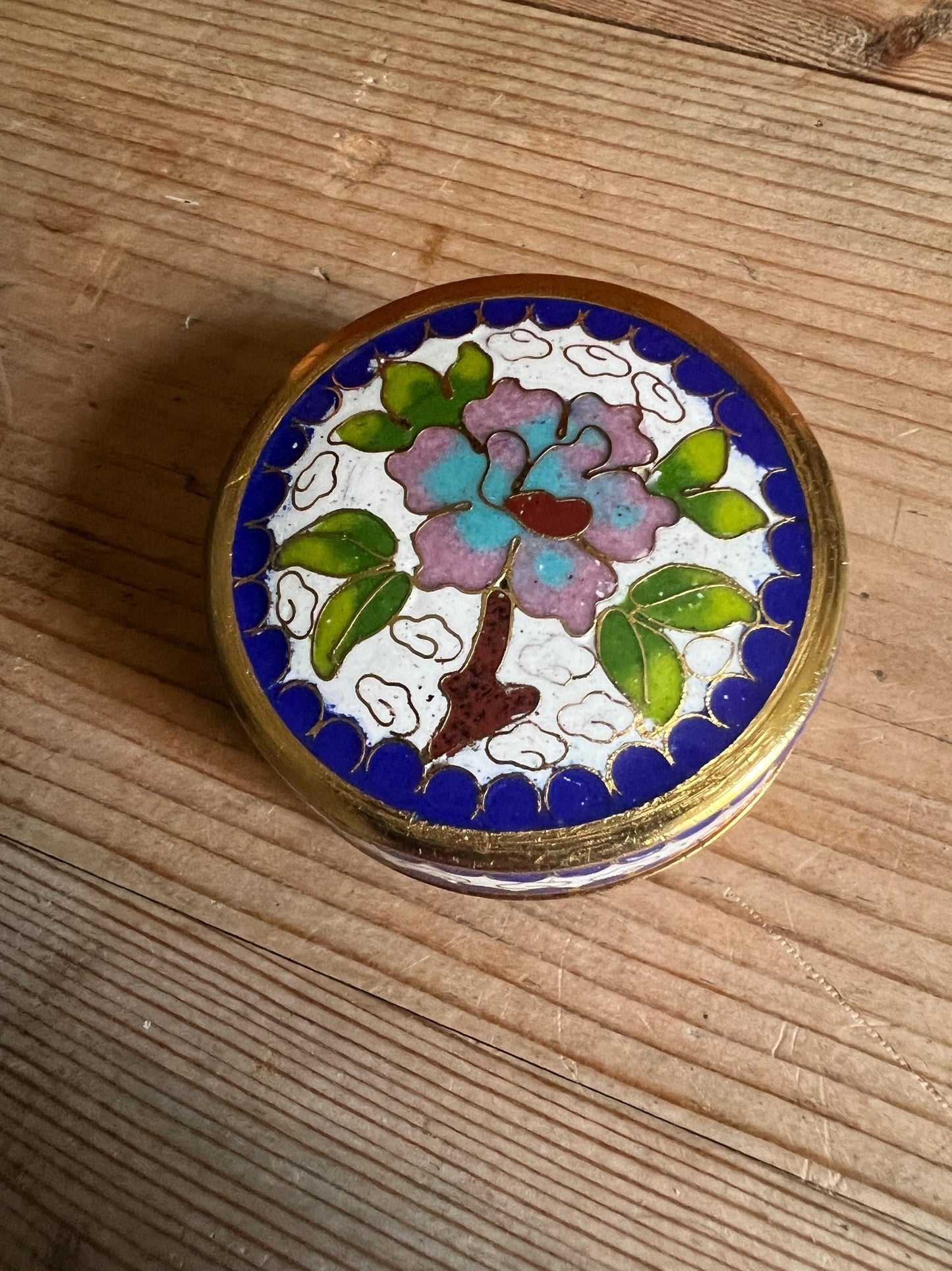 Cloisonne trinket box Lidded floral enamel brass pill box.