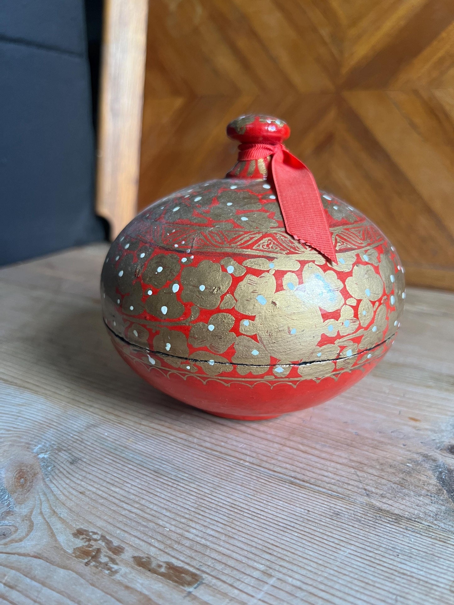 Vintage round Kashmiri Trinket Box.