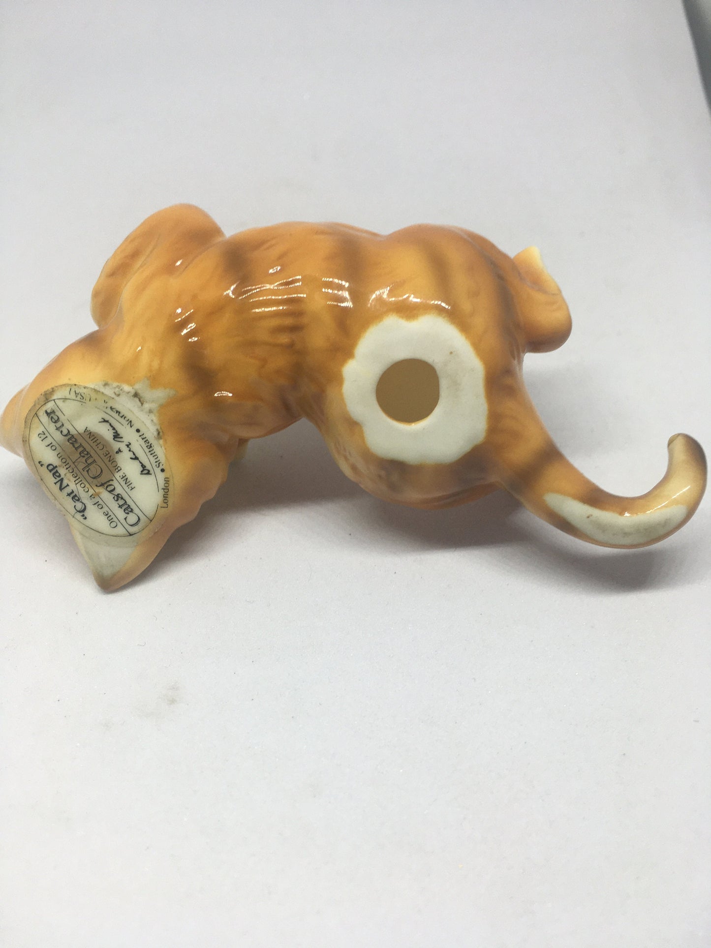 Bone china Cat figurine Cute Cats of Character 1980's Danbury Mint 'Cat Nap'.