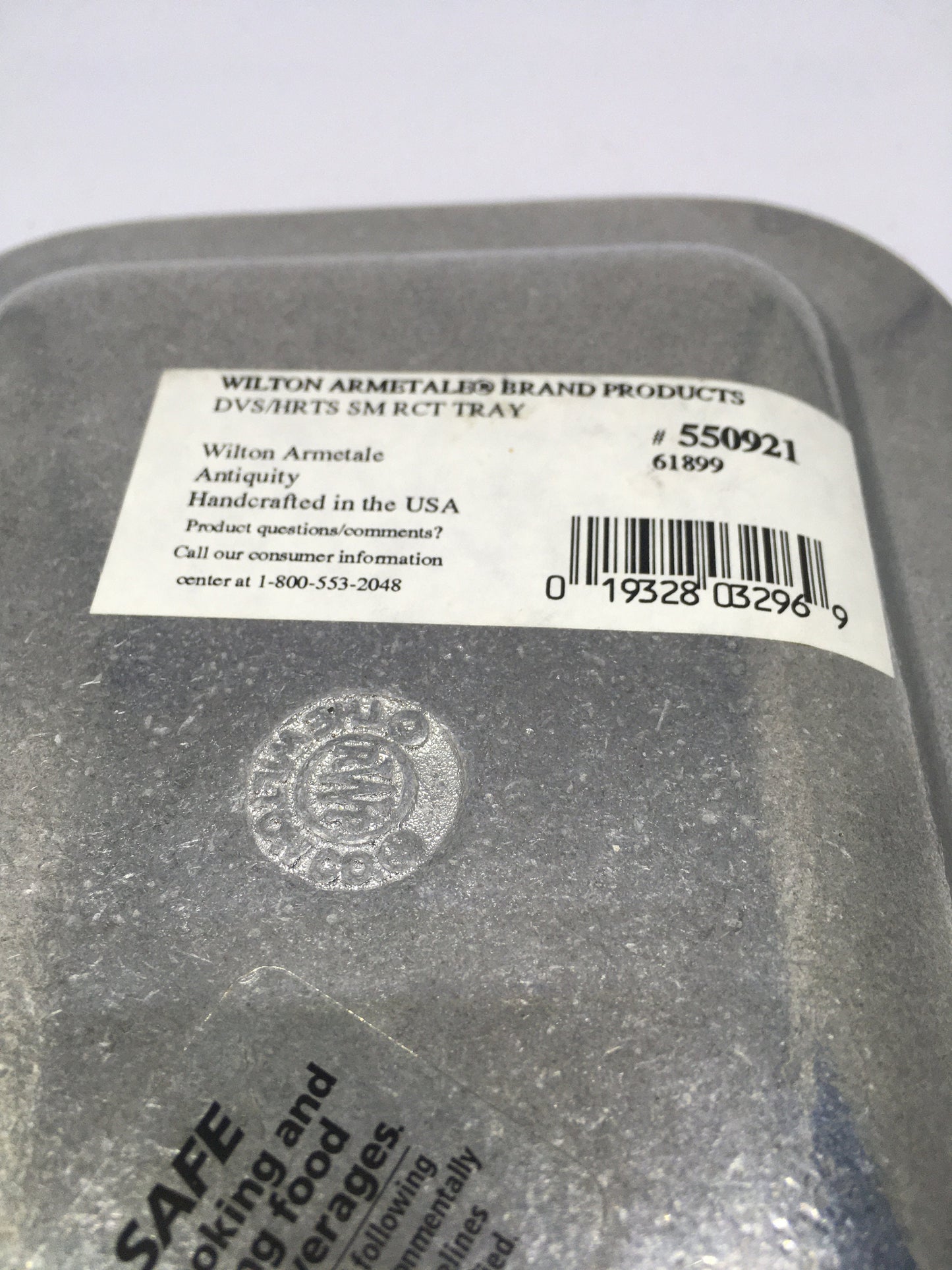 Wilton Armetale  Doves and Hearts design small rectangular tray baker.