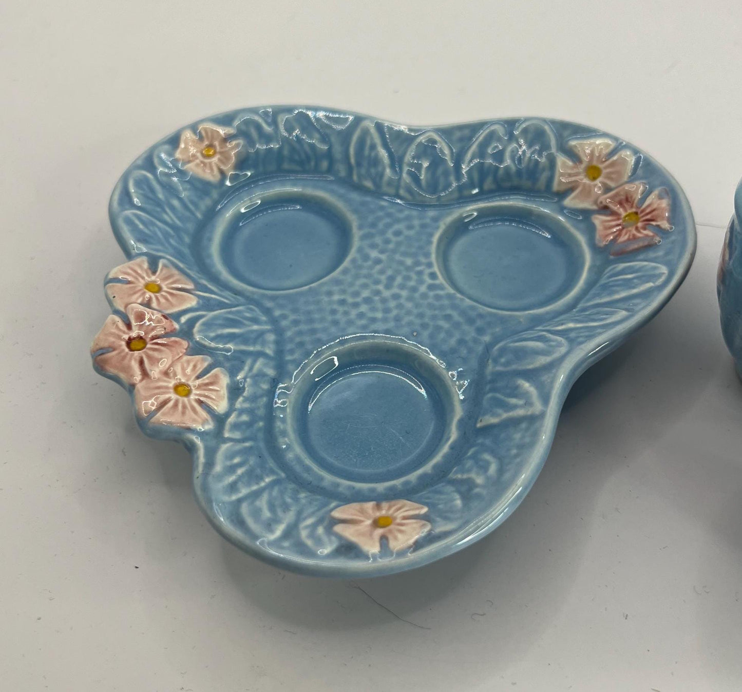 Melba Ware Blue & Pink Pottery Egg Cups Set. Late 1940’s