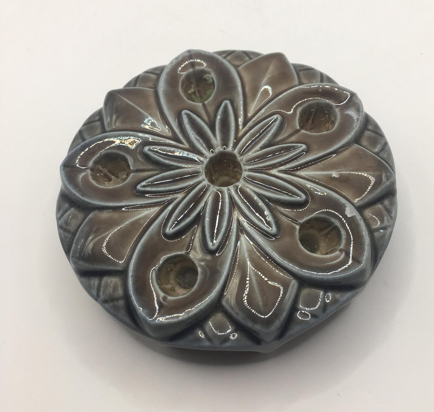 Beautiful Wade ceramic flower frog. Waterlily design. Green blue glaze.