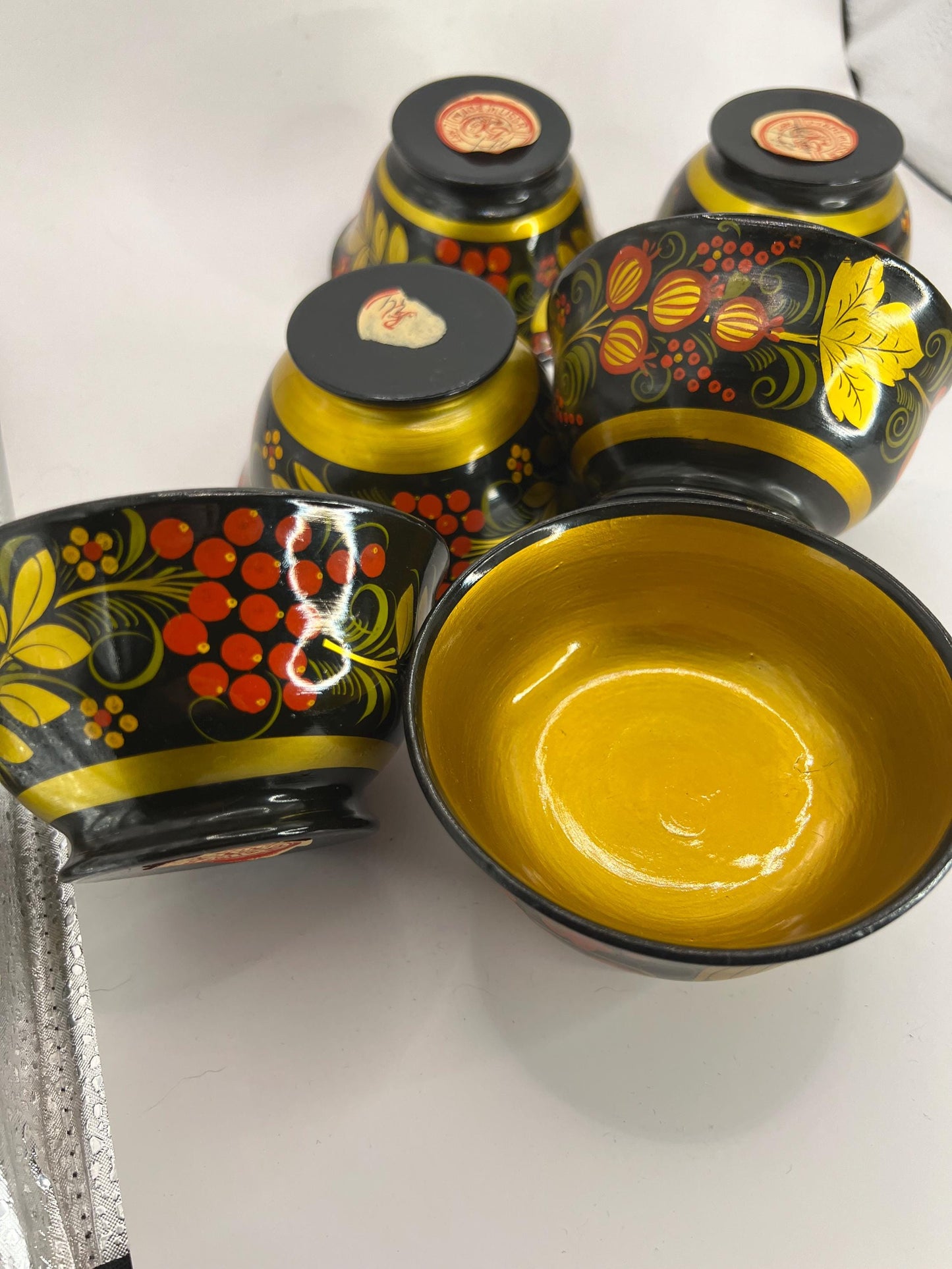 Set 6 wooden lacquered Khokhloma bowls. Made in USSR original stickers.