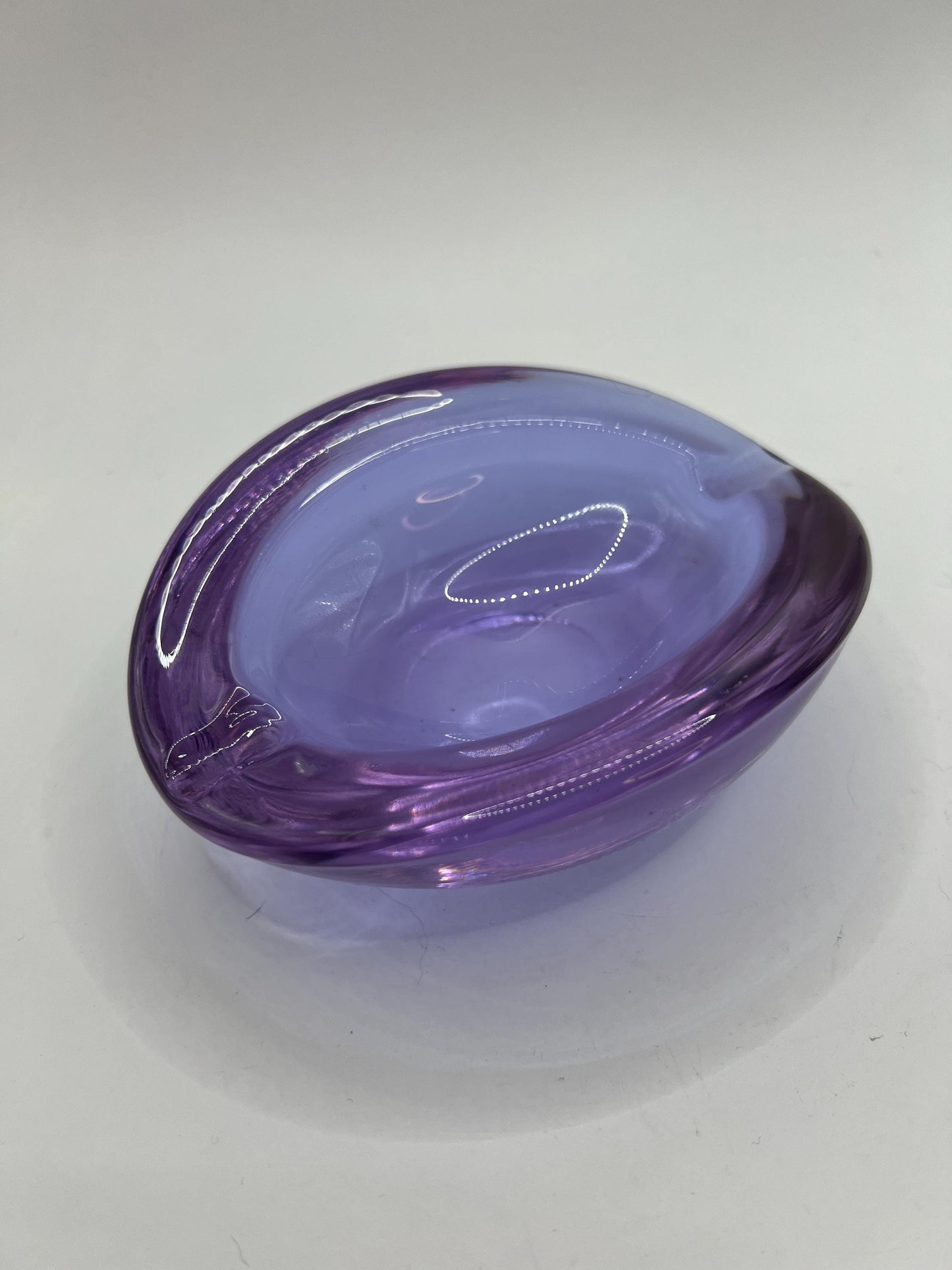 Vintage neodymium alexandrite glass ashtray.