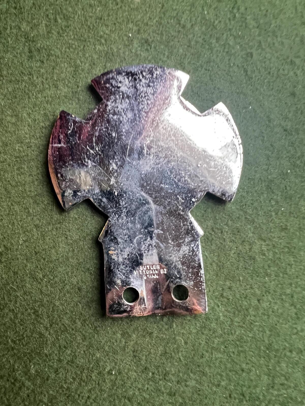 Vintage British Field Sports Society enamel car badge.