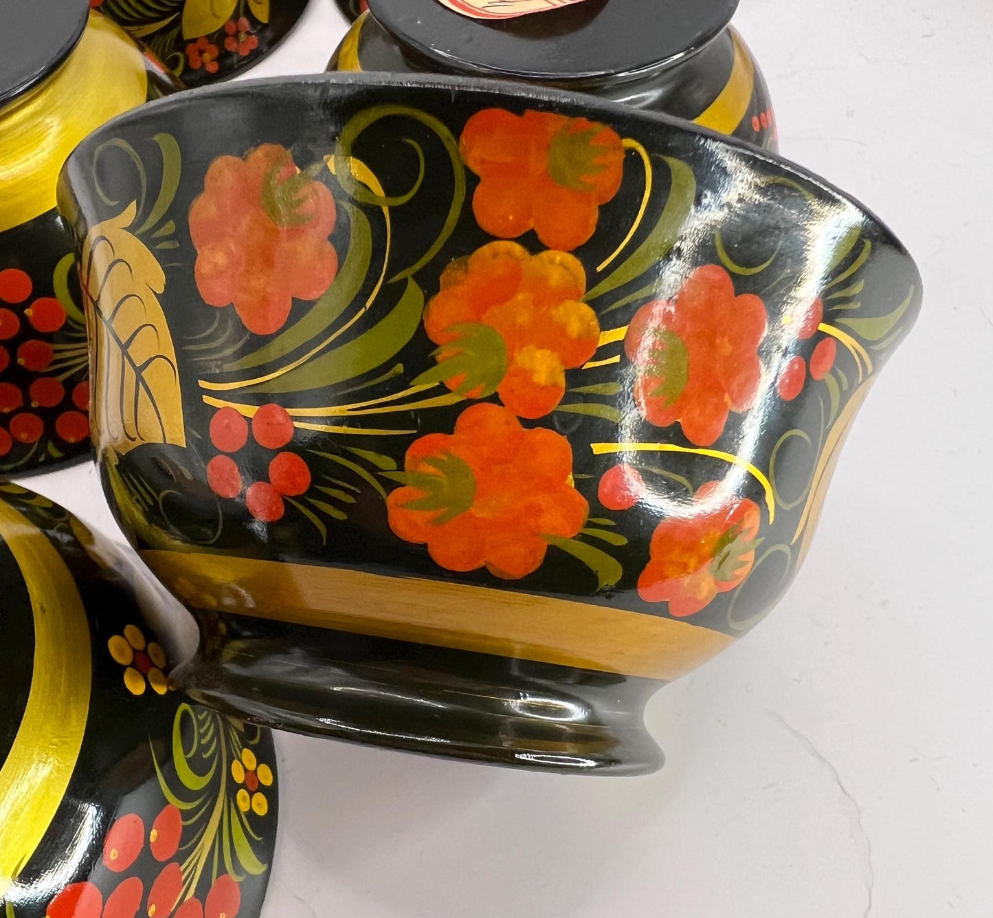 Set 6 wooden lacquered Khokhloma bowls. Made in USSR original stickers.