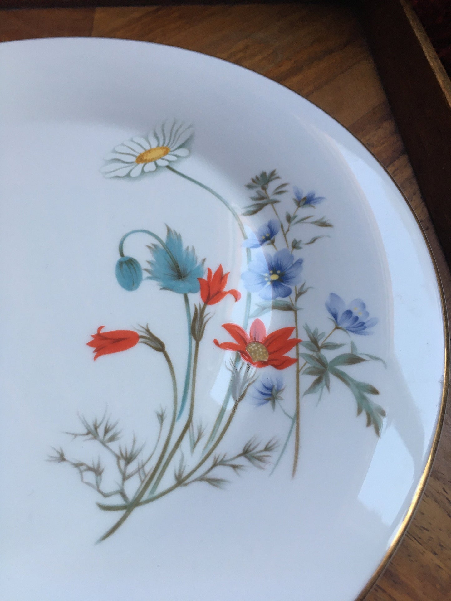 Vintage Royal Vale Cake plate and serving slice.