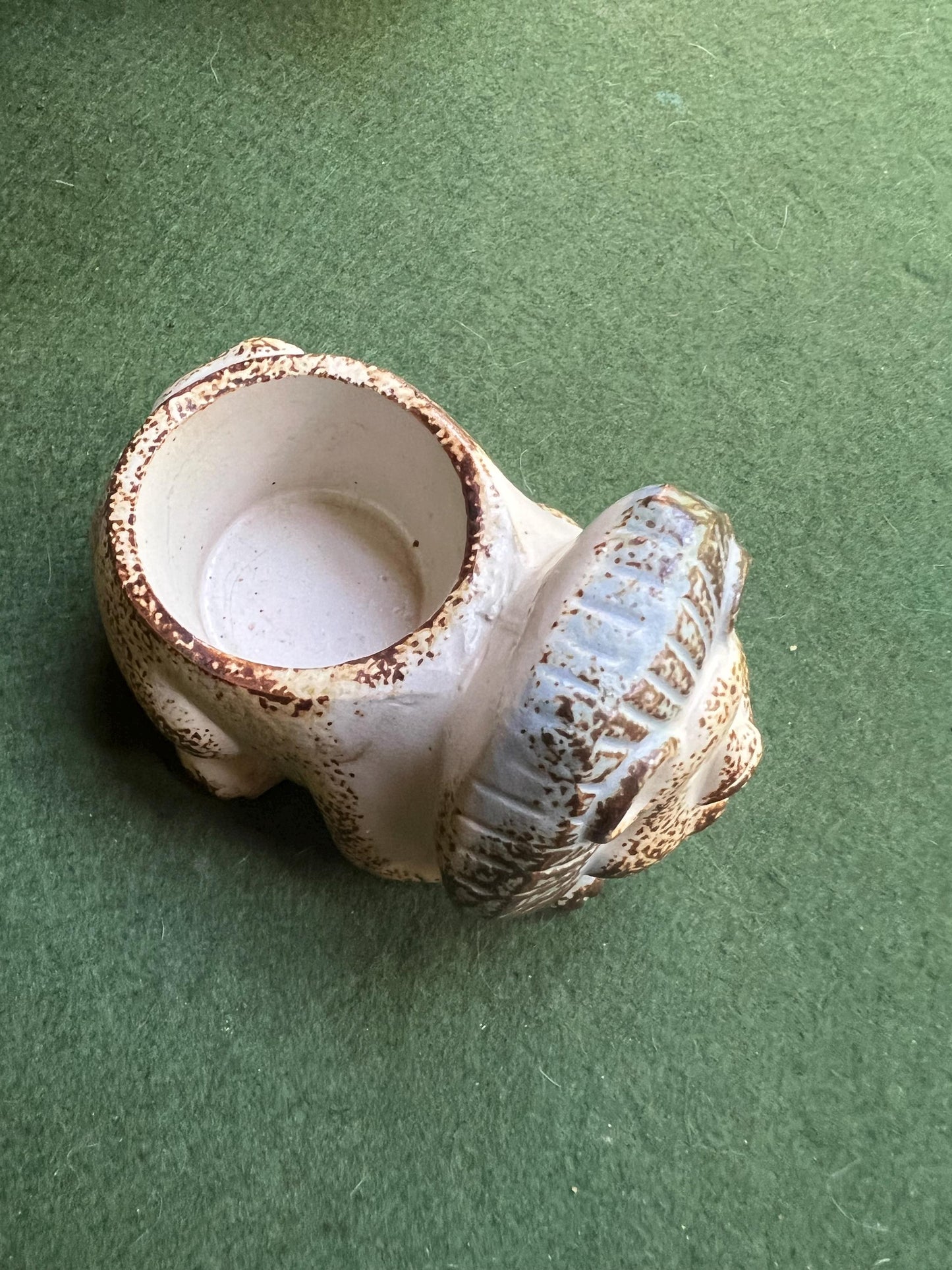 Quirky Lion tealight holder mini planter. Original 'Julietta' Sticker.