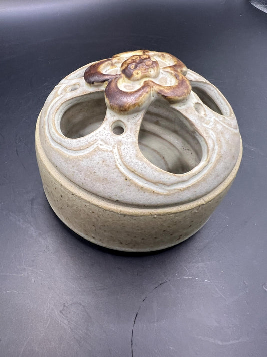 Studio pottery potpourri lidded pot. Stoneware Syl Macro stamped trinket pot.