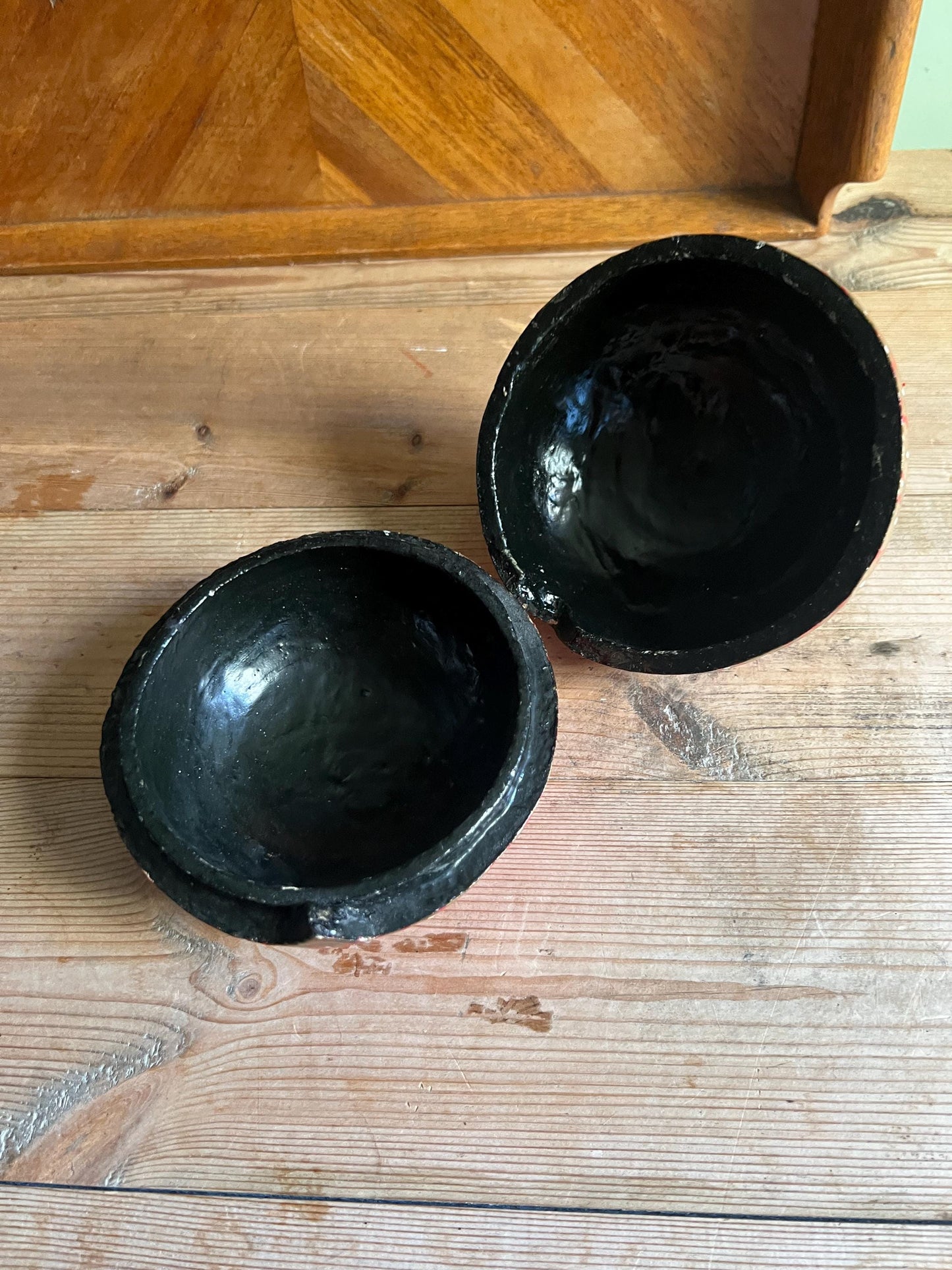 Vintage round Kashmiri Trinket Box.