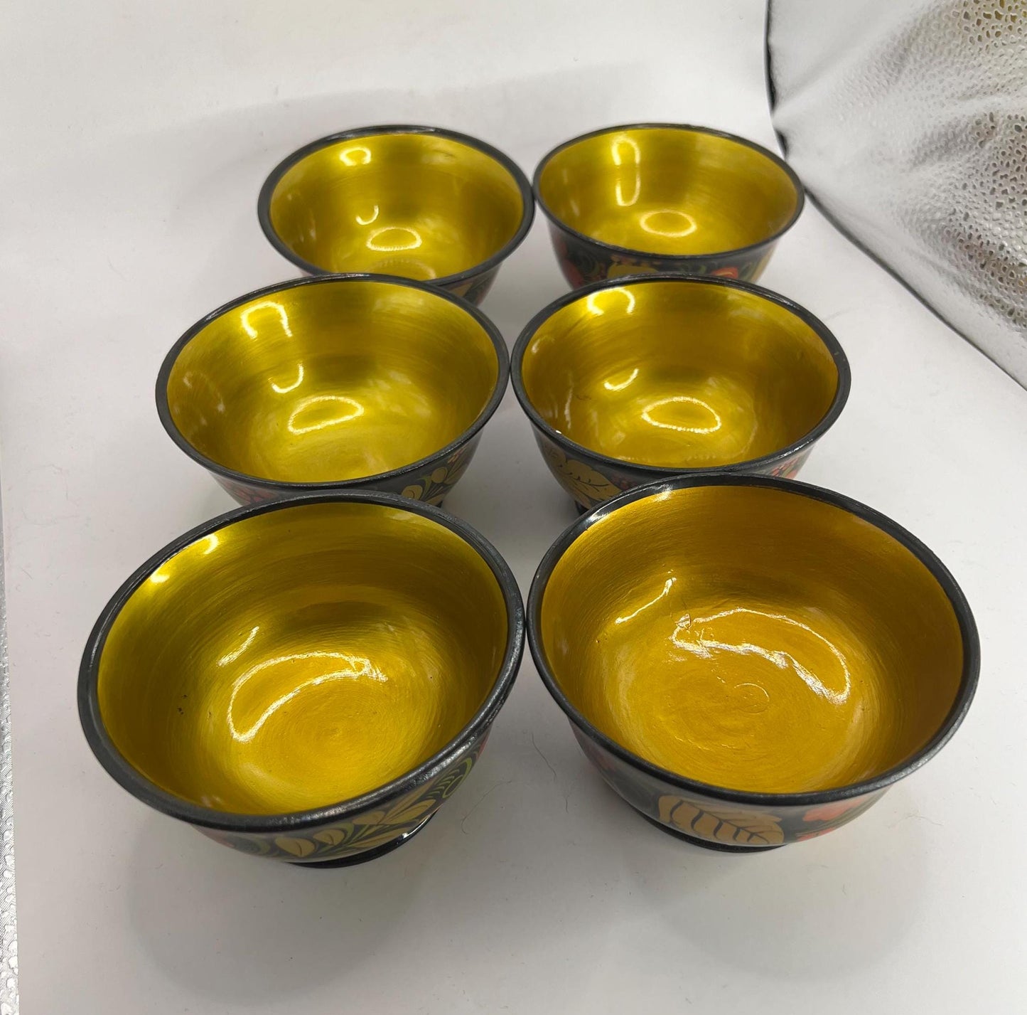 Set 6 wooden lacquered Khokhloma bowls. Made in USSR original stickers.