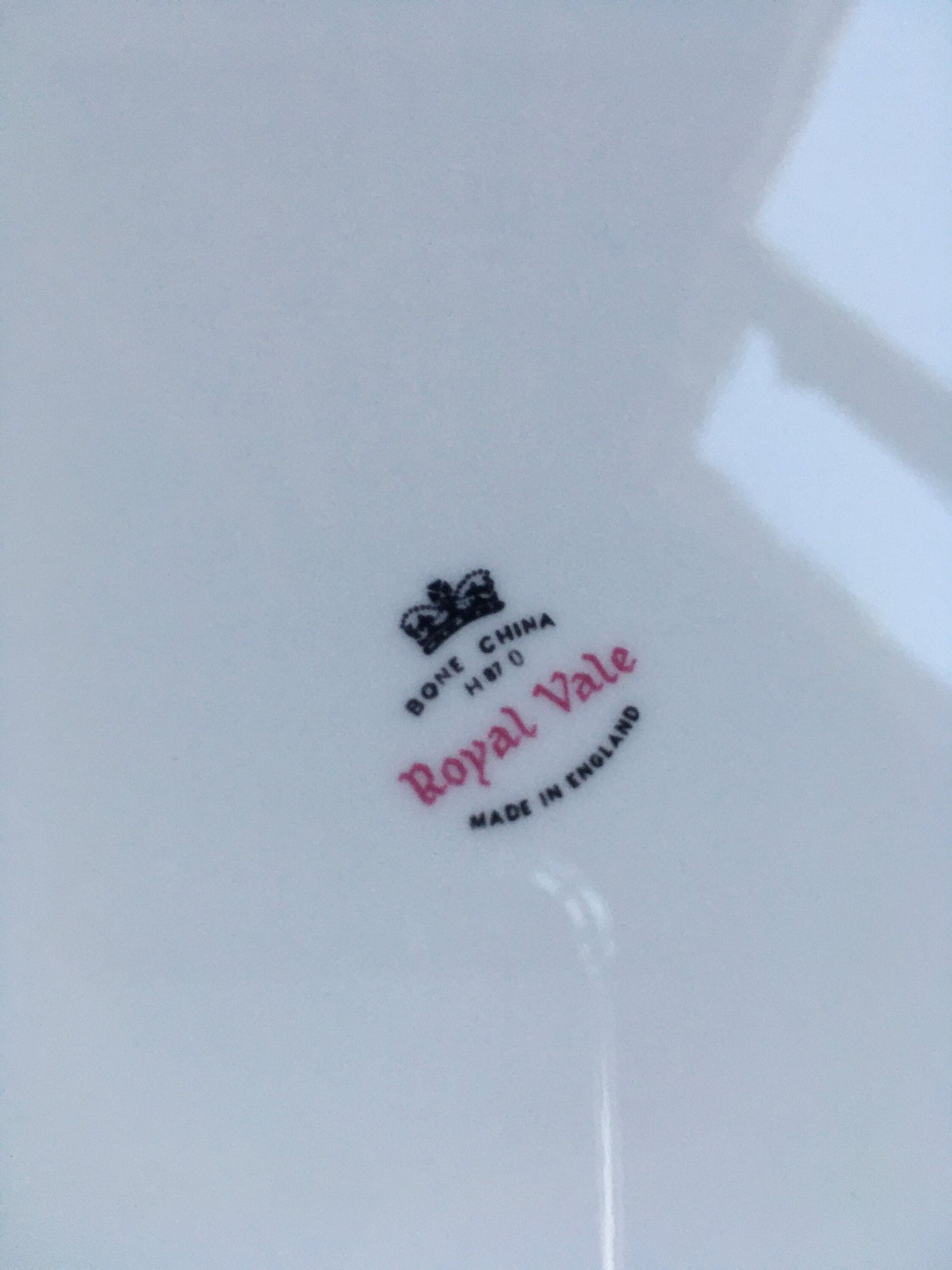 Vintage Royal Vale Cake plate and serving slice.