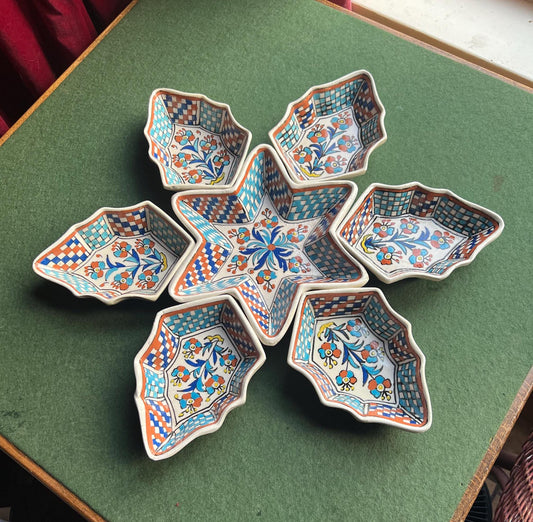 Turkish Kutahya Ceramic 6 Piece Starfish Dish Set.
