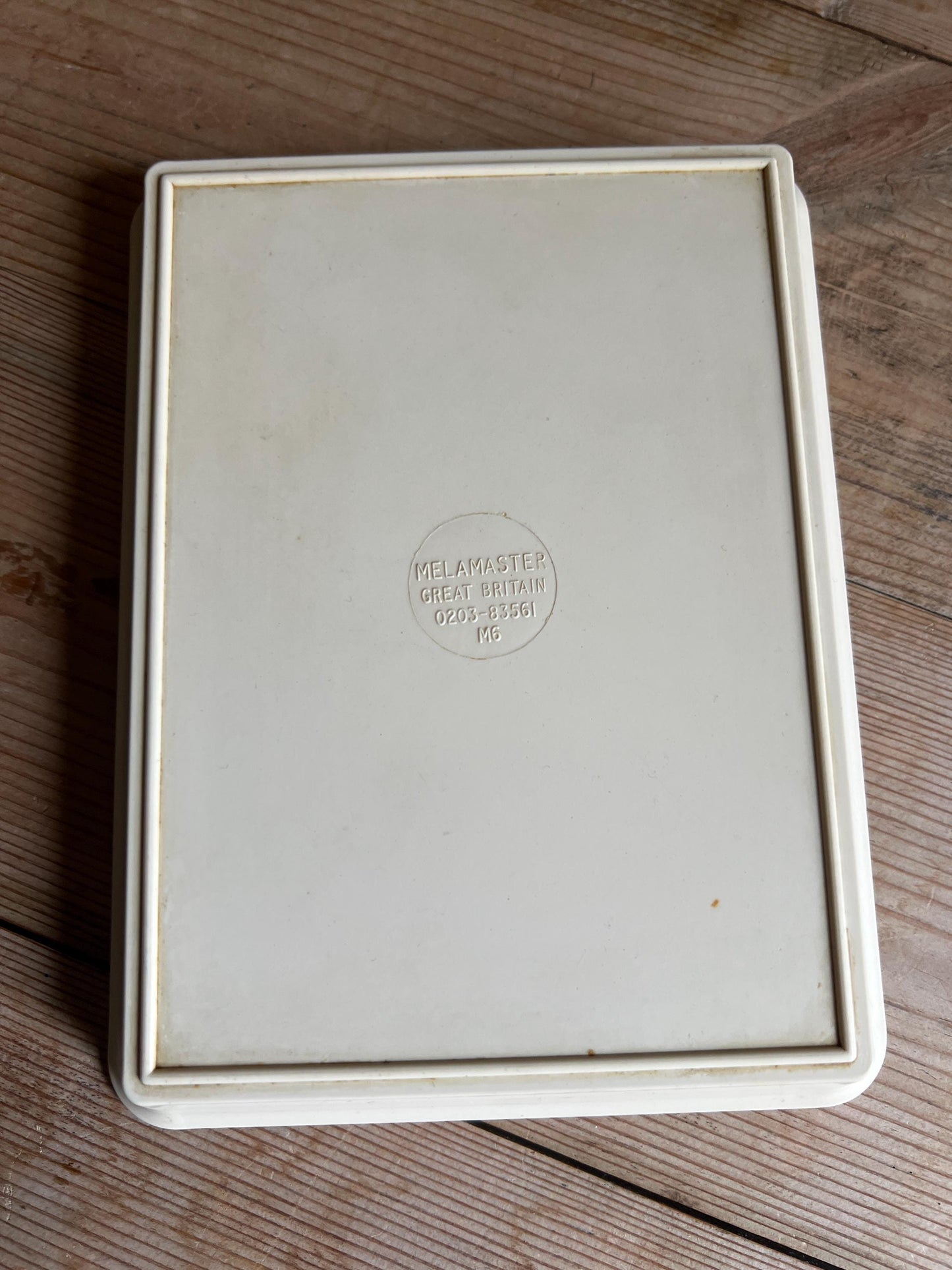 White Melamine key tray with pink yellow flowers. Stamped Melamaster GB.
